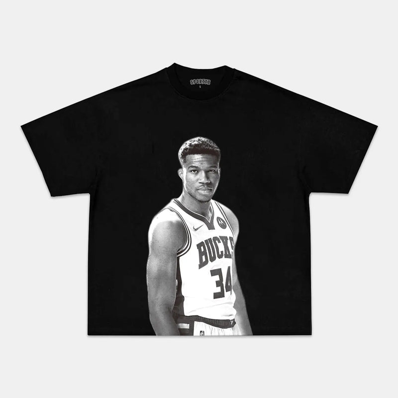 Giannis Antetokounmpo póló
