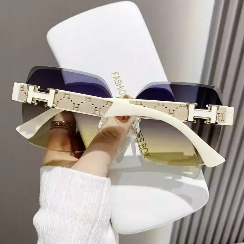 Anpassade lyxiga H solglasögon